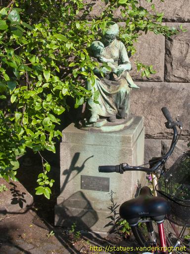 København /  Moderkærlighed