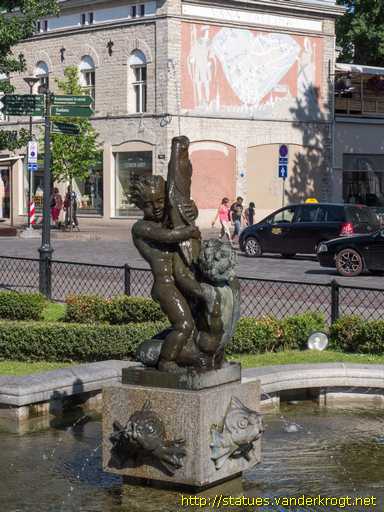 Tallinn /  Poisid kalaga