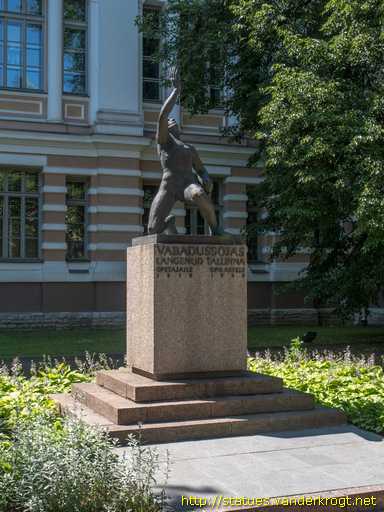 Tallinn /  Vabadussõjas langenud õpilaste ja õpetajate mälestussammas