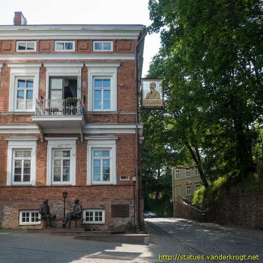 Tartu /  Oscar Wilde & Eduard Vilde