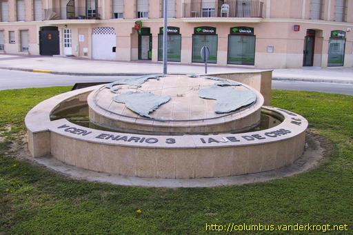 Sanlúcar de Barrameda /  Monumento a la tercera travesía