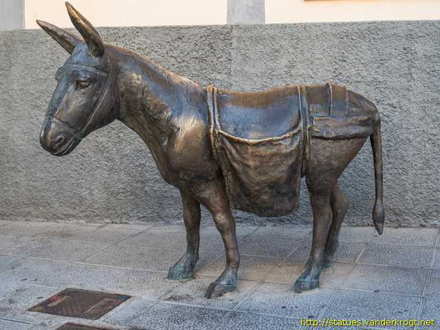 Agüimes /  El Burro con Albarda