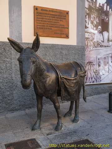 Agüimes /  El Burro con Albarda