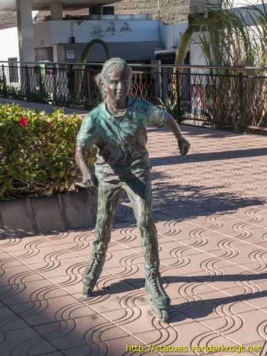 Cruce de Arinaga /  Niña con patines