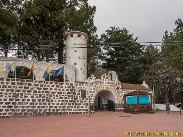 Cruz de Tejeda /  Néstor Martin-Fernández de la Torre