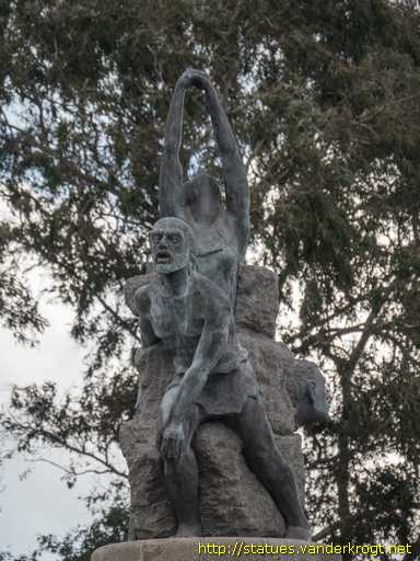 Santidad /  Volcán de Doramas