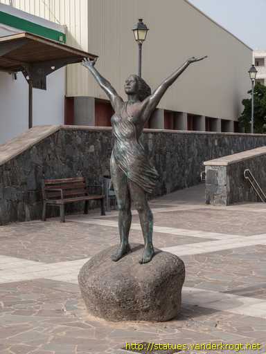 Sardina (del Sur) /  Homenaje a la Mujer