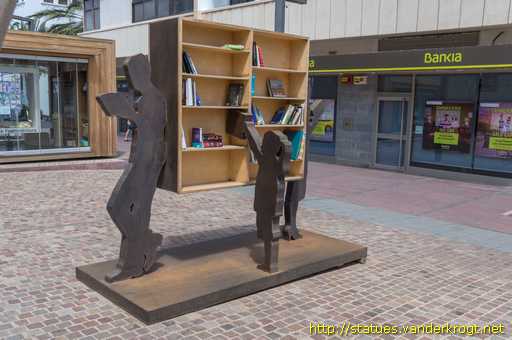 Puerto del Rosario /  Yo tambien Leo