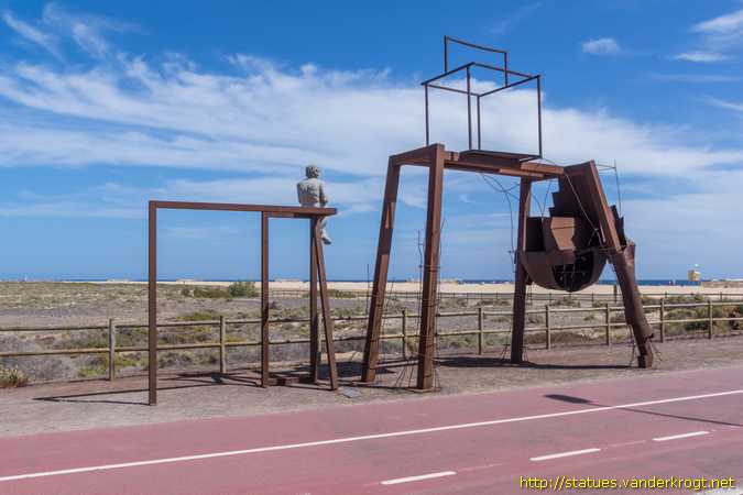 Morro Jable /  El Poeta (Figura sentada)