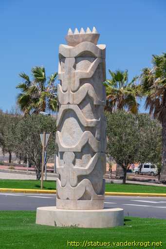 Puerto del Rosario /  Guardiani dei Sensi - <i>Guardianes de los sentidos</i>
