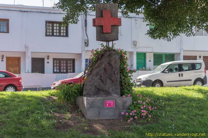 Puerto del Rosario /  Monumento a la Cruz Roja