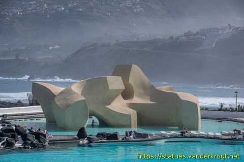 Puerto de la Cruz /  Monumento al Mar