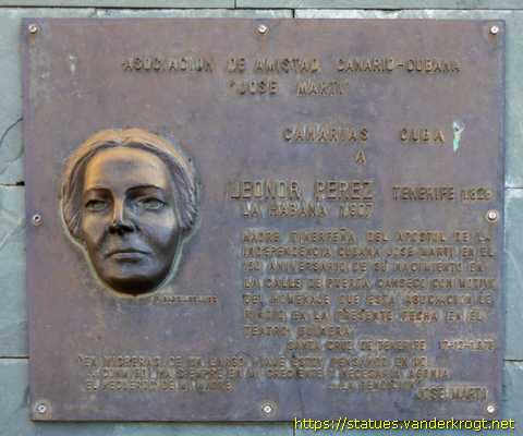 Santa Cruz de Tenerife /  Leonor Pérez Cabrera