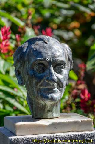 Santa Cruz de Tenerife /  Ramón Gil-Roldán y Martín