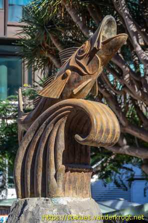 Santa Cruz de Tenerife /  Monumento al 'Chicharro'