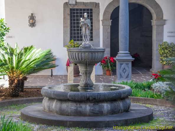 La Laguna, San Cristóbal de /  Nuestra Señora con el Niño
