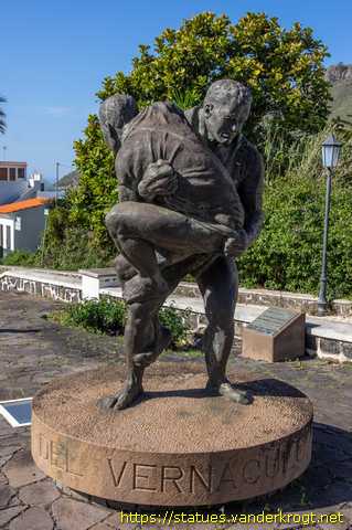 Tegueste /  Monumento Lucha Canaria