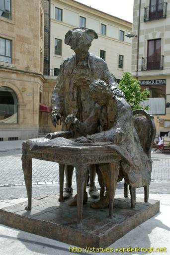 Salamanca /  Monumento a Alberto Churriguera y al Conde Francos