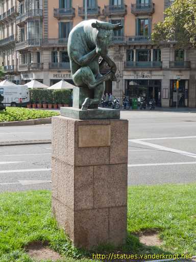 Barcelona /  Toro pensant