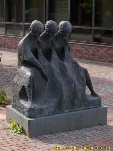 Vääksy /  Rytmi - Yhteistoimin-patsas