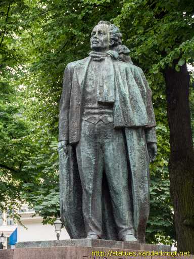 Helsinki /  Eino Leino