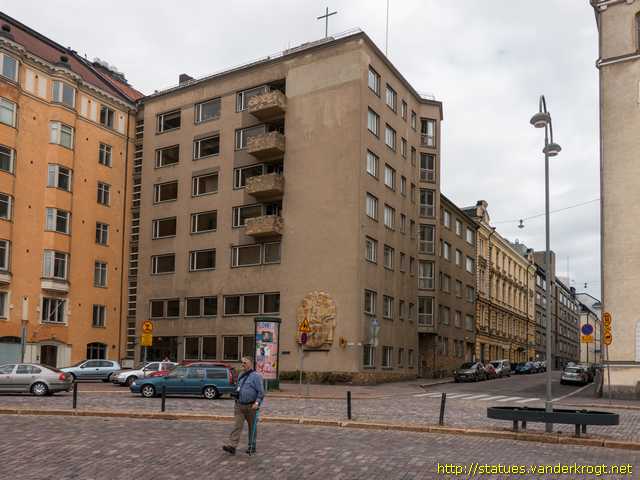 Helsinki /  Pietarin kalansaalis