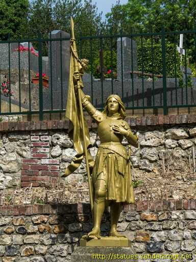 Pennedepie /  Monument aux Morts - Jeanne d'Arc