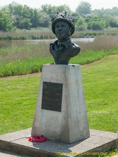 Bénouville /  Major John Howard