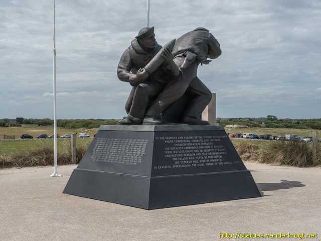 Sainte-Marie-du-Mont /  US Navy Monument