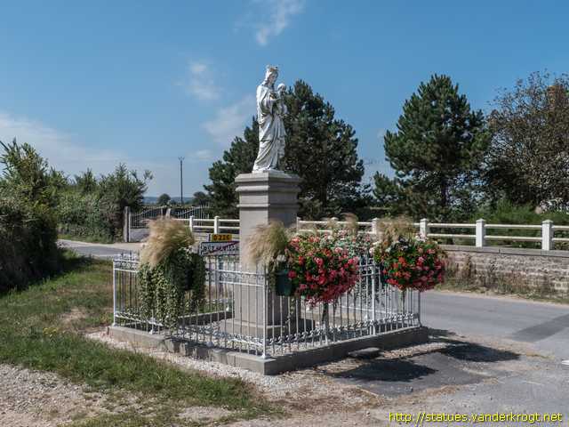 Réthoville /  La Vierge à l'enfant