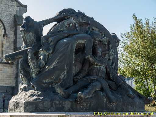 Bricquebec /  Monument aux morts de 1914-18