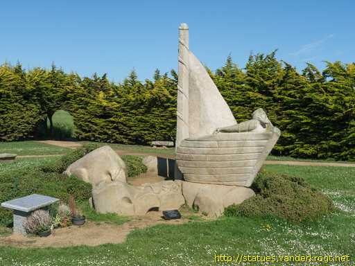 Plérin /  Monument aux péris en mer