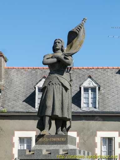 Lanvollon /  Monument aux Morts - Jeanne d'Arc