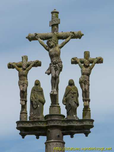 Tréguier /  Le Calvaire du cimetière