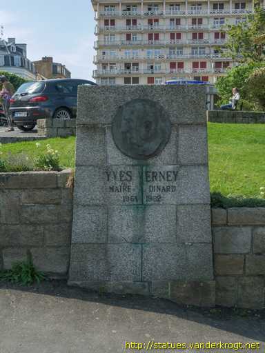 Dinard /  Yves Verney
