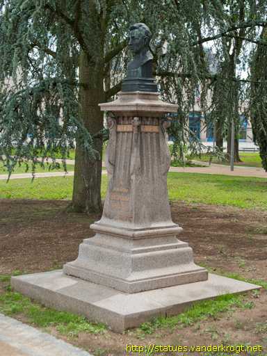 Charleville-Mézières /  Jean-Arthur Rimbaud
