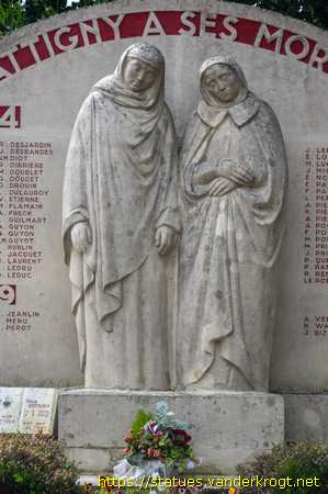 Attigny /  Monument aux morts 1914-18