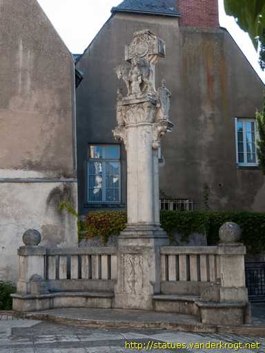 Tours /  Calvaire La charité de Saint Martin de Tours