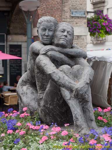 Dieppe /  Couple assis