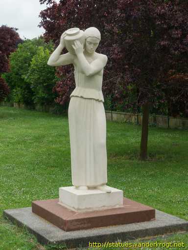 Barentin /  La porteuse d'eau