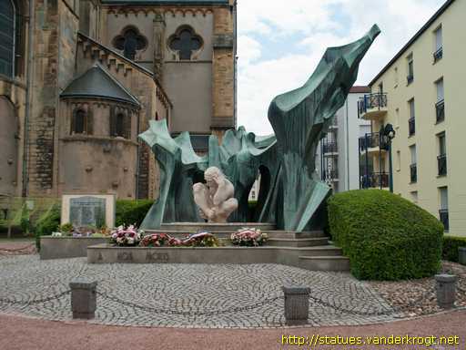 Montigny-lès-Metz /  Monument aux Morts de 1939-45