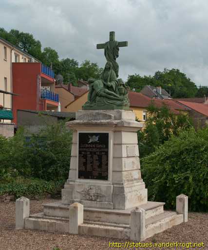 Apach /  Monument aux Morts 1914-18