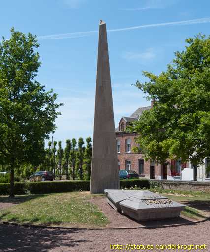 Le Quesnoy /  Monument d'Eugène Thomas