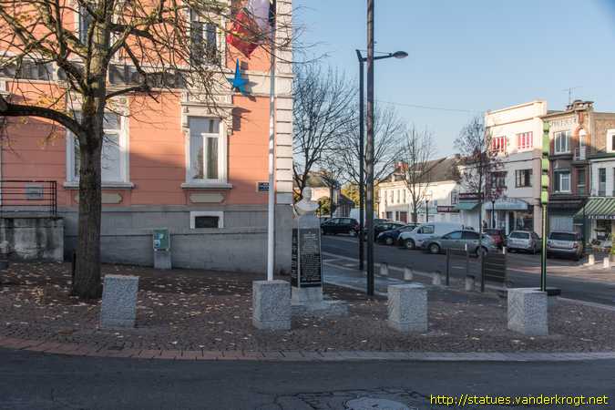 Hautmont /  Charles de Gaulle