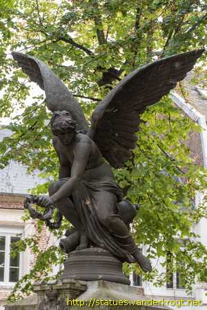Cambrai /  Monument aux Morts 1870-71