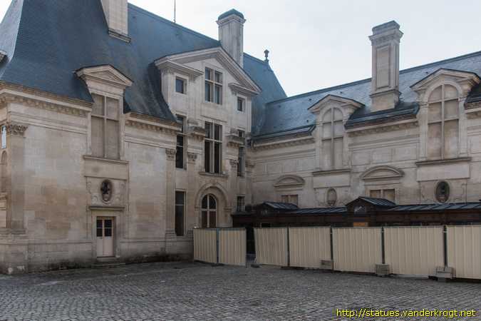 Chantilly /  Jean Bullant