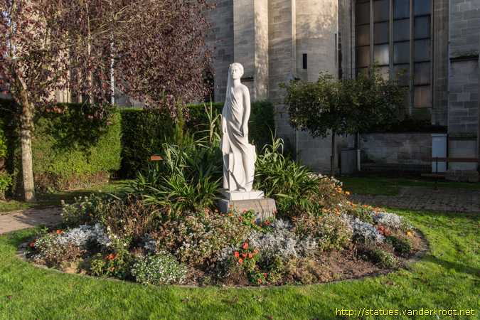 Péronne /  Marie Fouré