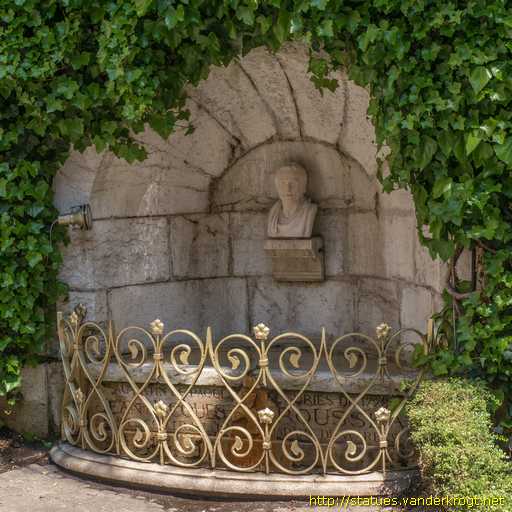 Annecy /  Jean Jacques Rousseau - Balustre d'Or