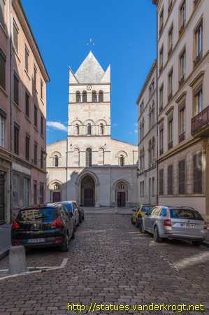 Lyon /  Trois Tympans - Christ en gloire, Saint Martin et Saint Jean Baptiste
