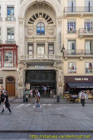 Lyon /  Cariatides